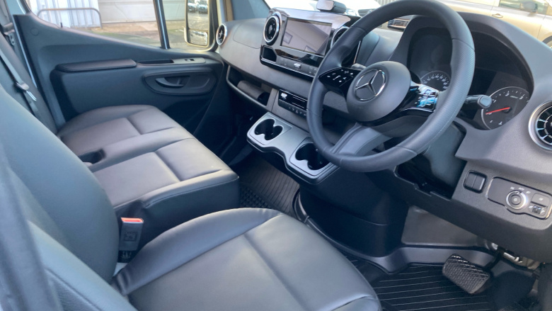 Mercedes-Benz Sprinter 315Cdi L2 Diesel Rwd 3.5t H2 Pro Van